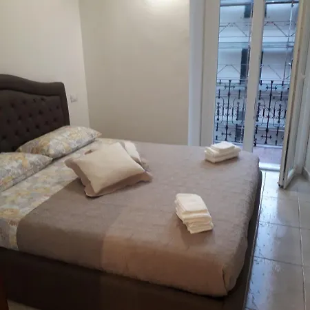 Camilla House Vendégház *