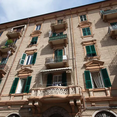 招待所 Camilla House *