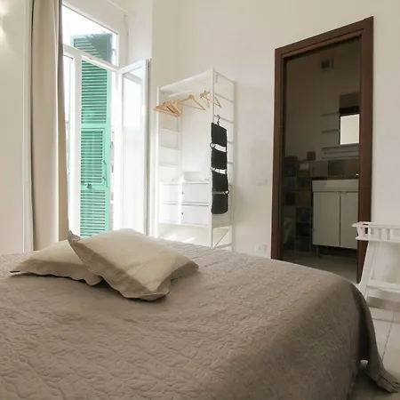 Camilla House * 斯培西亚