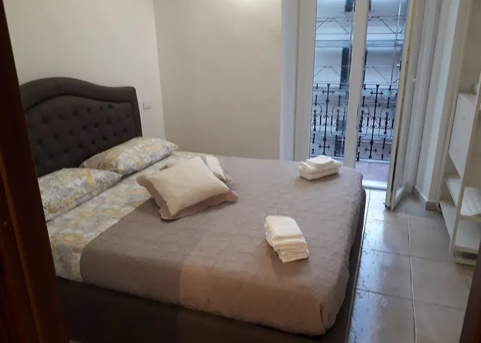 Camilla House ゲストハウス *