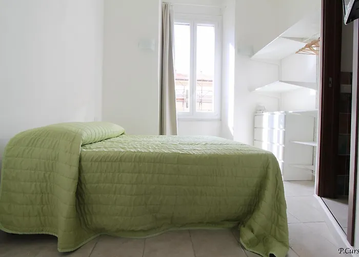 Camilla House * ラ・スペツィア