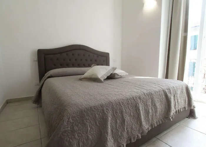 ゲストハウス Camilla House